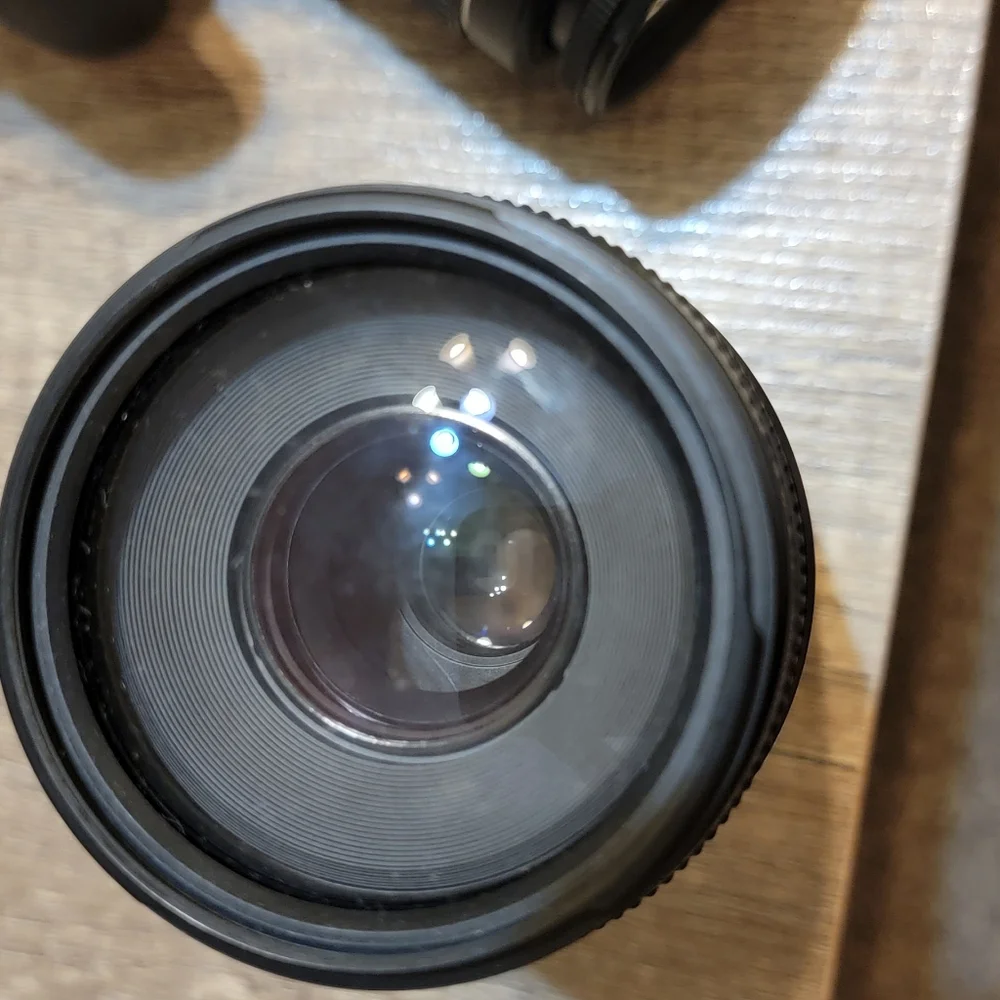 Canon EOS Rebel T5 - Picture 4 of 11